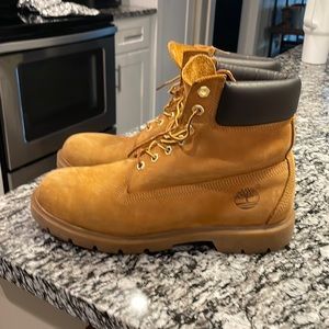 Timberland boots size 9.5